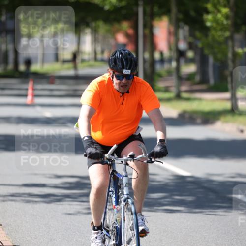 10.08.2025 - GEWOBA Citytriathlon Bremen Yannick Fuchs http://msf.ph/oto/8565719 10.08.2025 14:51:01 Radfahren 275, 379, 411, 470 meine-sportfotos.de