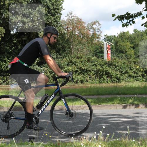 10.08.2025 - GEWOBA Citytriathlon Bremen Yannick Fuchs http://msf.ph/oto/8565776 10.08.2025 12:10:40 Radfahren 573, 622, 629, 644, 647, 651, 656, 659, 685, 712, 722, 730, 748, 755, 819, 889, 1014 meine-sportfotos.de