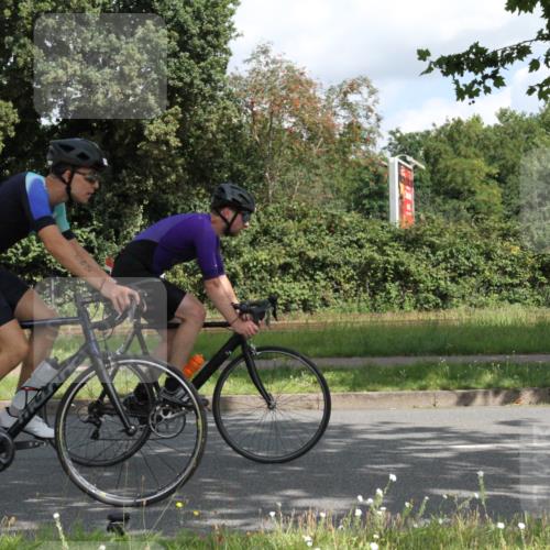10.08.2025 - GEWOBA Citytriathlon Bremen Yannick Fuchs http://msf.ph/oto/8565803 10.08.2025 12:10:51 Radfahren 573, 622, 625, 629, 651, 656, 659, 685, 712, 716, 722, 748, 812, 819, 898 meine-sportfotos.de