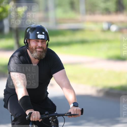 10.08.2025 - GEWOBA Citytriathlon Bremen Yannick Fuchs http://msf.ph/oto/8565812 10.08.2025 14:51:53 Radfahren 183, 237, 341, 368, 428, 523 meine-sportfotos.de