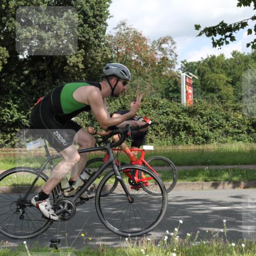 10.08.2025 - GEWOBA Citytriathlon Bremen Yannick Fuchs http://msf.ph/oto/8565814 10.08.2025 12:10:58 Radfahren 573, 622, 625, 651, 659, 669, 685, 687, 716, 800, 812, 835, 898 meine-sportfotos.de