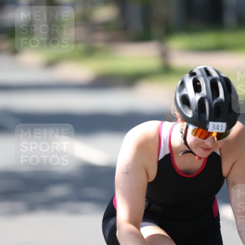 10.08.2025 - GEWOBA Citytriathlon Bremen Yannick Fuchs http://msf.ph/oto/8565818 10.08.2025 14:52:07 Radfahren 315, 321, 341, 361, 368, 412, 428, 496 meine-sportfotos.de