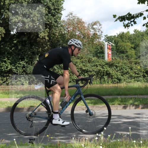 10.08.2025 - GEWOBA Citytriathlon Bremen Yannick Fuchs http://msf.ph/oto/8565819 10.08.2025 12:11:03 Radfahren 573, 625, 651, 669, 679, 687, 716, 800, 812, 835, 898 meine-sportfotos.de
