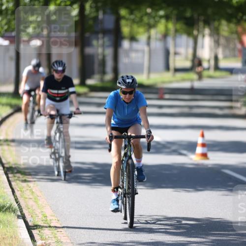 10.08.2025 - GEWOBA Citytriathlon Bremen Yannick Fuchs http://msf.ph/oto/8565894 10.08.2025 14:52:34 Radfahren 327, 329, 347, 439, 459, 469, 520 meine-sportfotos.de