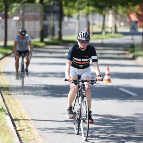 10.08.2025 - GEWOBA Citytriathlon Bremen Yannick Fuchs http://msf.ph/oto/8565902 10.08.2025 14:52:36 Radfahren 329, 347, 439, 459, 469 meine-sportfotos.de