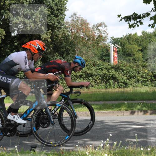 10.08.2025 - GEWOBA Citytriathlon Bremen Yannick Fuchs http://msf.ph/oto/8565922 10.08.2025 12:12:07 Radfahren 576, 605, 667, 699, 702, 751, 799, 816, 907, 1003 meine-sportfotos.de