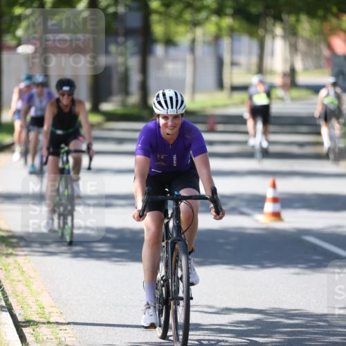 10.08.2025 - GEWOBA Citytriathlon Bremen Yannick Fuchs http://msf.ph/oto/8565929 10.08.2025 14:52:59 Radfahren 376, 378, 385, 463, 510 meine-sportfotos.de