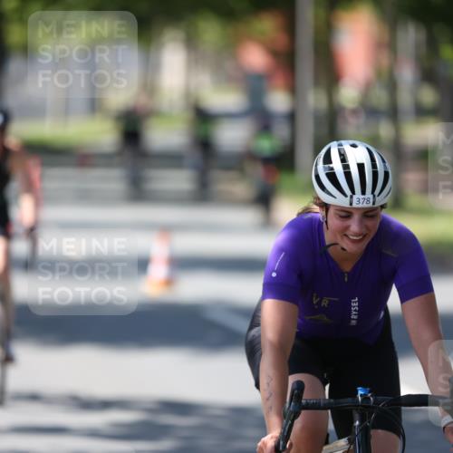 10.08.2025 - GEWOBA Citytriathlon Bremen Yannick Fuchs http://msf.ph/oto/8565935 10.08.2025 14:53:00 Radfahren 376, 378, 385, 463, 510 meine-sportfotos.de