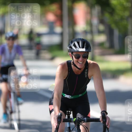 10.08.2025 - GEWOBA Citytriathlon Bremen Yannick Fuchs http://msf.ph/oto/8565943 10.08.2025 14:53:01 Radfahren 376, 378, 385, 463, 510 meine-sportfotos.de