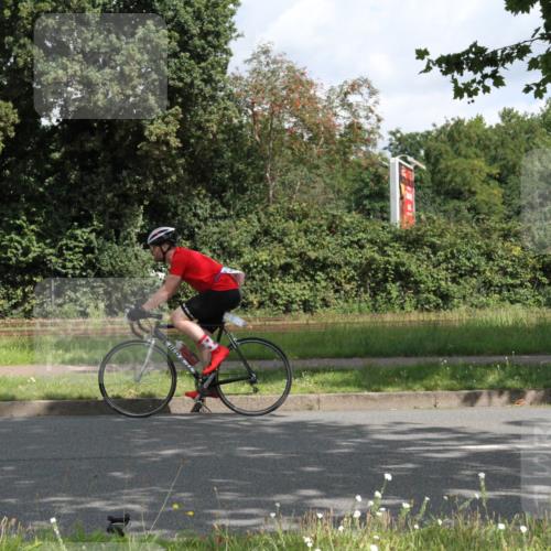 10.08.2025 - GEWOBA Citytriathlon Bremen Yannick Fuchs http://msf.ph/oto/8565944 10.08.2025 12:12:25 Radfahren 605, 751, 769, 875, 932, 1012 meine-sportfotos.de