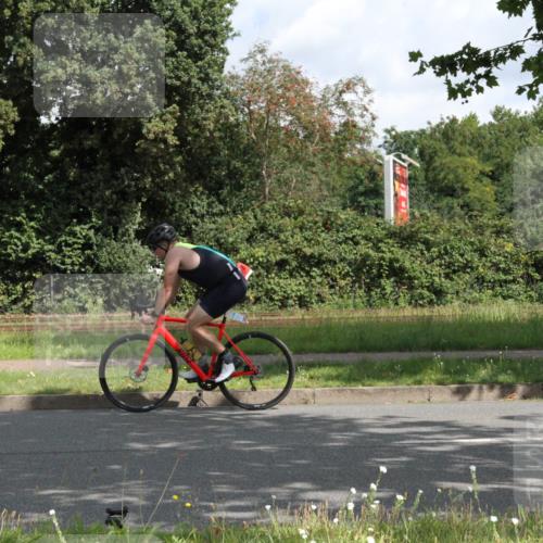 10.08.2025 - GEWOBA Citytriathlon Bremen Yannick Fuchs http://msf.ph/oto/8565966 10.08.2025 12:12:42 Radfahren 640, 692, 769, 771, 851, 885, 1012 meine-sportfotos.de