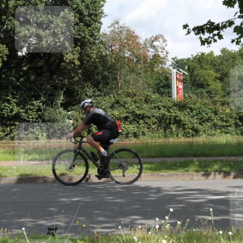 10.08.2025 - GEWOBA Citytriathlon Bremen Yannick Fuchs http://msf.ph/oto/8565976 10.08.2025 12:12:47 Radfahren 640, 692, 745, 771, 851, 884, 885, 960, 1012 meine-sportfotos.de