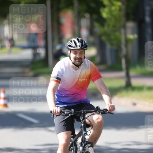 10.08.2025 - GEWOBA Citytriathlon Bremen Yannick Fuchs http://msf.ph/oto/8565977 10.08.2025 14:53:28 Radfahren 188, 419 meine-sportfotos.de