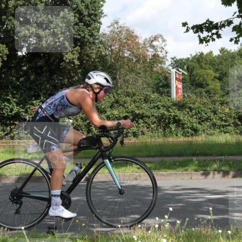 10.08.2025 - GEWOBA Citytriathlon Bremen Yannick Fuchs http://msf.ph/oto/8565984 10.08.2025 12:12:51 Radfahren 640, 675, 692, 745, 767, 771, 851, 884, 885, 960 meine-sportfotos.de