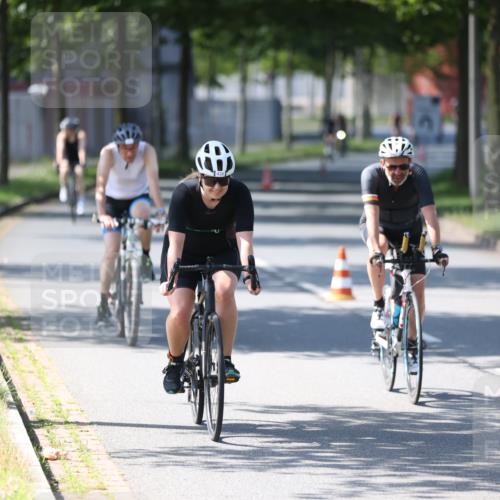 10.08.2025 - GEWOBA Citytriathlon Bremen Yannick Fuchs http://msf.ph/oto/8566009 10.08.2025 14:53:53 Radfahren 291, 300, 345, 434, 438, 473, 485, 501 meine-sportfotos.de