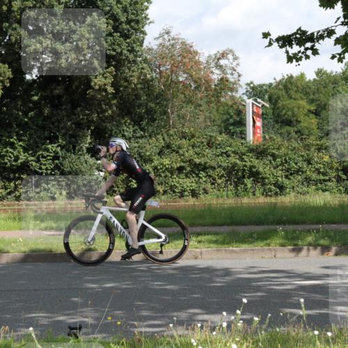 10.08.2025 - GEWOBA Citytriathlon Bremen Yannick Fuchs http://msf.ph/oto/8566021 10.08.2025 12:13:15 Radfahren 760, 767, 774, 1013, 1026 meine-sportfotos.de