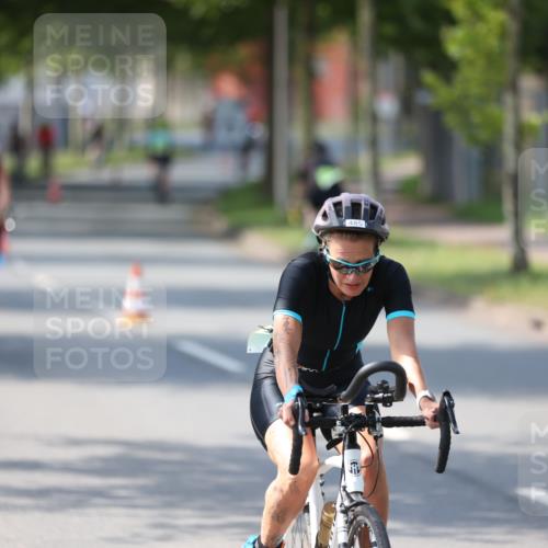 10.08.2025 - GEWOBA Citytriathlon Bremen Yannick Fuchs http://msf.ph/oto/8566048 10.08.2025 14:54:06 Radfahren 345, 362, 433, 434, 454, 473, 485, 508, 519 meine-sportfotos.de