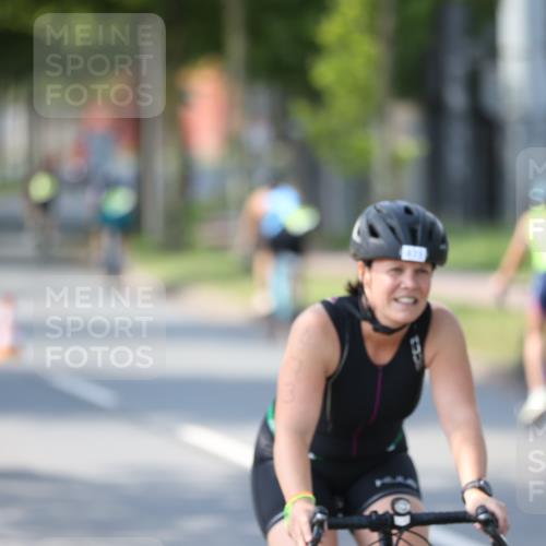 10.08.2025 - GEWOBA Citytriathlon Bremen Yannick Fuchs http://msf.ph/oto/8566064 10.08.2025 14:54:09 Radfahren 206, 324, 345, 362, 433, 434, 454, 473, 475, 485, 508, 519 meine-sportfotos.de