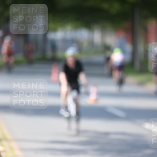 10.08.2025 - GEWOBA Citytriathlon Bremen Yannick Fuchs http://msf.ph/oto/8566097 10.08.2025 14:54:17 Radfahren 206, 324, 362, 393, 433, 434, 454, 473, 475, 508, 519 meine-sportfotos.de