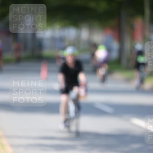 10.08.2025 - GEWOBA Citytriathlon Bremen Yannick Fuchs http://msf.ph/oto/8566098 10.08.2025 14:54:18 Radfahren 206, 324, 362, 387, 393, 433, 454, 475, 508, 519 meine-sportfotos.de