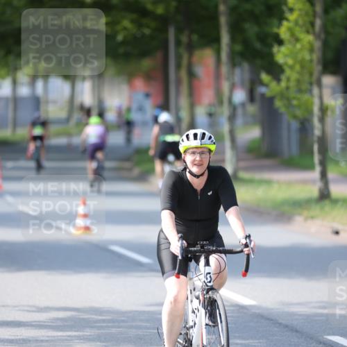 10.08.2025 - GEWOBA Citytriathlon Bremen Yannick Fuchs http://msf.ph/oto/8566103 10.08.2025 14:54:18 Radfahren 206, 324, 362, 387, 393, 433, 454, 475, 508, 519 meine-sportfotos.de