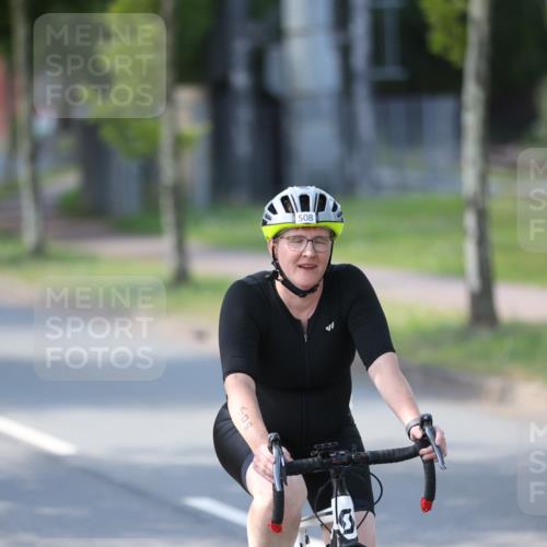 10.08.2025 - GEWOBA Citytriathlon Bremen Yannick Fuchs http://msf.ph/oto/8566108 10.08.2025 14:54:19 Radfahren 206, 316, 324, 362, 387, 393, 433, 454, 475, 508, 514, 519 meine-sportfotos.de