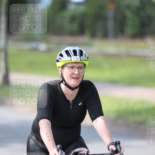 10.08.2025 - GEWOBA Citytriathlon Bremen Yannick Fuchs http://msf.ph/oto/8566111 10.08.2025 14:54:19 Radfahren 206, 316, 324, 362, 387, 393, 433, 454, 475, 508, 514, 519 meine-sportfotos.de