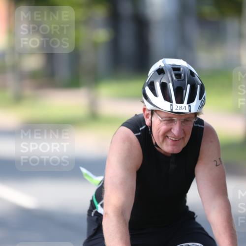 10.08.2025 - GEWOBA Citytriathlon Bremen Yannick Fuchs http://msf.ph/oto/8566279 10.08.2025 14:55:25 Radfahren 284, 443, 465, 511, 530 meine-sportfotos.de