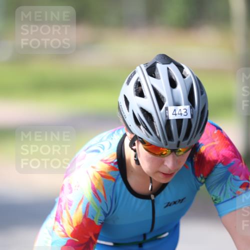 10.08.2025 - GEWOBA Citytriathlon Bremen Yannick Fuchs http://msf.ph/oto/8566289 10.08.2025 14:55:28 Radfahren 284, 364, 443, 465, 511, 530 meine-sportfotos.de