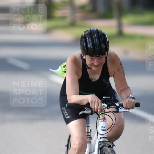 10.08.2025 - GEWOBA Citytriathlon Bremen Yannick Fuchs http://msf.ph/oto/8566307 10.08.2025 14:55:36 Radfahren 364, 465, 530 meine-sportfotos.de