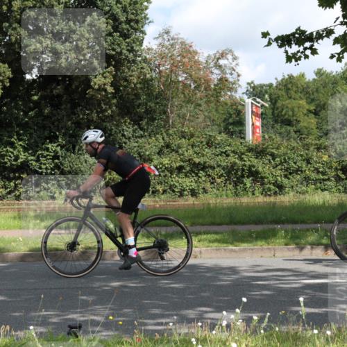 10.08.2025 - GEWOBA Citytriathlon Bremen Yannick Fuchs http://msf.ph/oto/8566310 10.08.2025 12:15:43 Radfahren 600, 626, 641, 682, 715, 834, 836, 839, 840, 859, 1016 meine-sportfotos.de