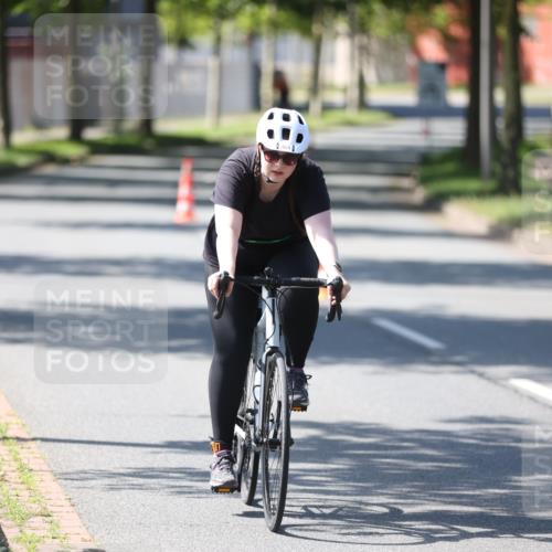 10.08.2025 - GEWOBA Citytriathlon Bremen Yannick Fuchs http://msf.ph/oto/8566314 10.08.2025 14:55:46 Radfahren 149, 364 meine-sportfotos.de