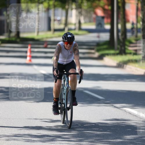 10.08.2025 - GEWOBA Citytriathlon Bremen Yannick Fuchs http://msf.ph/oto/8566341 10.08.2025 14:56:18 Radfahren 502 meine-sportfotos.de