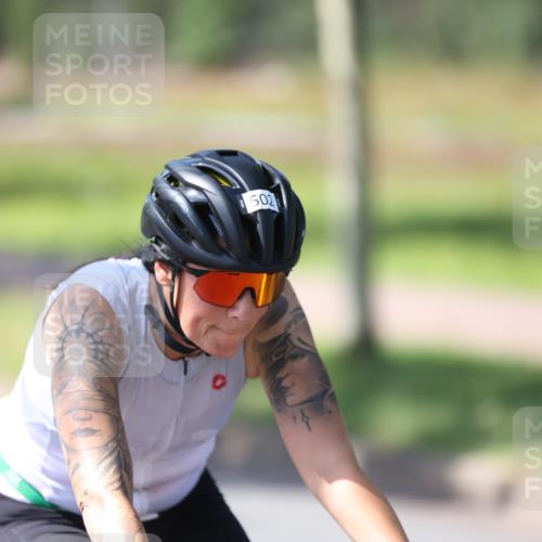 10.08.2025 - GEWOBA Citytriathlon Bremen Yannick Fuchs http://msf.ph/oto/8566350 10.08.2025 14:56:20 Radfahren 502 meine-sportfotos.de