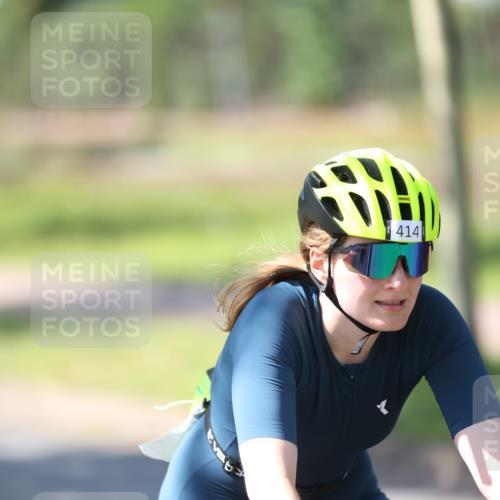 10.08.2025 - GEWOBA Citytriathlon Bremen Yannick Fuchs http://msf.ph/oto/8566399 10.08.2025 14:57:10 Radfahren 388, 414 meine-sportfotos.de