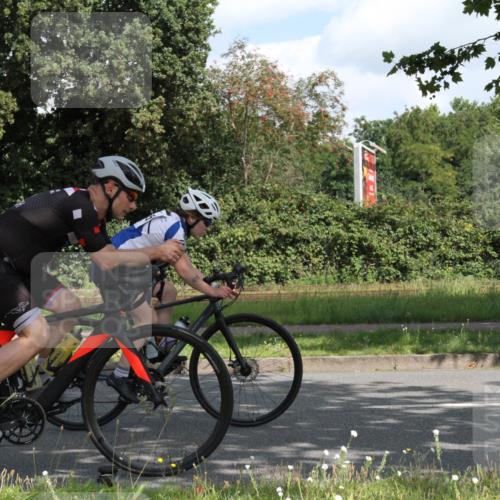 10.08.2025 - GEWOBA Citytriathlon Bremen Yannick Fuchs http://msf.ph/oto/8566411 10.08.2025 12:16:47 Radfahren 567, 742, 768, 783, 822, 843, 877, 902, 915, 1010, 1035, 1039 meine-sportfotos.de