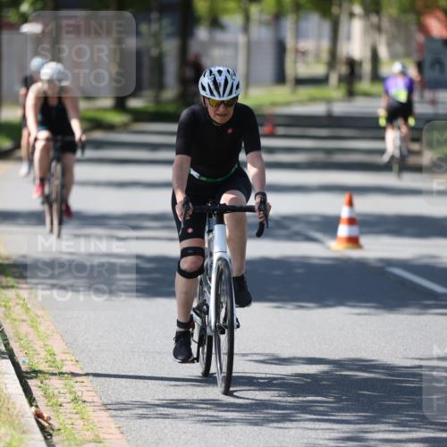 10.08.2025 - GEWOBA Citytriathlon Bremen Yannick Fuchs http://msf.ph/oto/8566414 10.08.2025 14:57:36 Radfahren 340, 398, 413, 420, 437, 452 meine-sportfotos.de