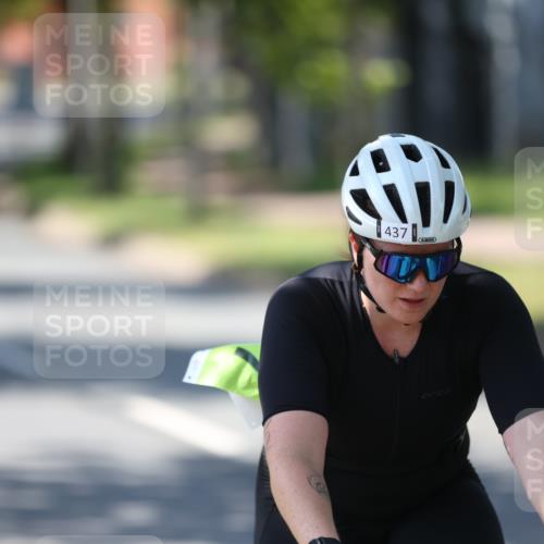 10.08.2025 - GEWOBA Citytriathlon Bremen Yannick Fuchs http://msf.ph/oto/8566440 10.08.2025 14:57:41 Radfahren 398, 413, 420, 437, 452 meine-sportfotos.de