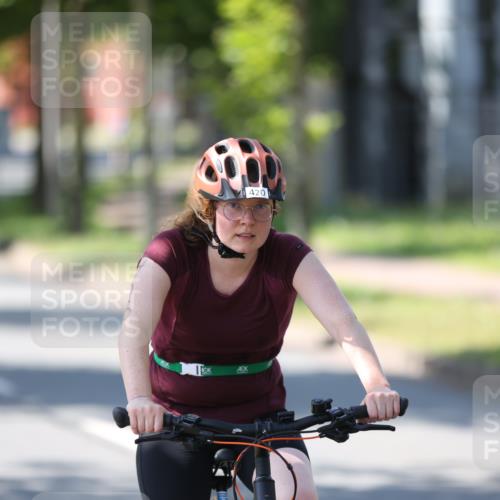 10.08.2025 - GEWOBA Citytriathlon Bremen Yannick Fuchs http://msf.ph/oto/8566455 10.08.2025 14:57:48 Radfahren 398, 420, 437, 452 meine-sportfotos.de