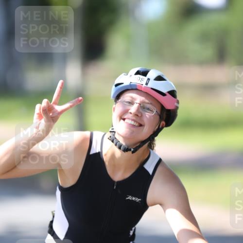 10.08.2025 - GEWOBA Citytriathlon Bremen Yannick Fuchs http://msf.ph/oto/8566471 10.08.2025 14:57:53 Radfahren 398, 420, 452 meine-sportfotos.de