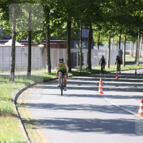 10.08.2025 - GEWOBA Citytriathlon Bremen Yannick Fuchs http://msf.ph/oto/8566475 10.08.2025 14:58:03 Radfahren 425, 512, 515 meine-sportfotos.de