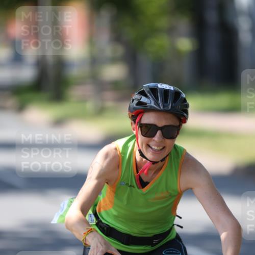 10.08.2025 - GEWOBA Citytriathlon Bremen Yannick Fuchs http://msf.ph/oto/8566478 10.08.2025 14:58:08 Radfahren 425, 512, 515 meine-sportfotos.de