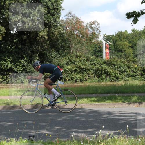 10.08.2025 - GEWOBA Citytriathlon Bremen Yannick Fuchs http://msf.ph/oto/8566492 10.08.2025 12:17:42 Radfahren 560, 566, 741, 765, 766, 912, 1025 meine-sportfotos.de