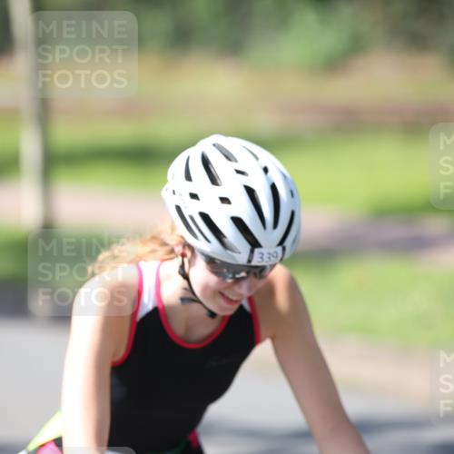 10.08.2025 - GEWOBA Citytriathlon Bremen Yannick Fuchs http://msf.ph/oto/8566545 10.08.2025 15:00:08 Radfahren 339 meine-sportfotos.de