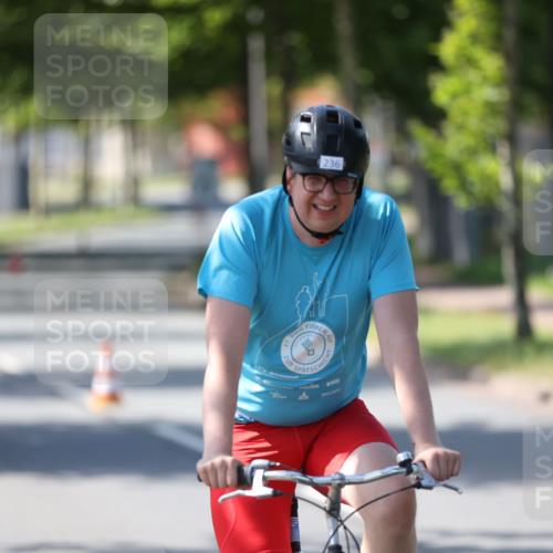 10.08.2025 - GEWOBA Citytriathlon Bremen Yannick Fuchs http://msf.ph/oto/8566562 10.08.2025 15:02:57 Radfahren 236, 354, 529 meine-sportfotos.de