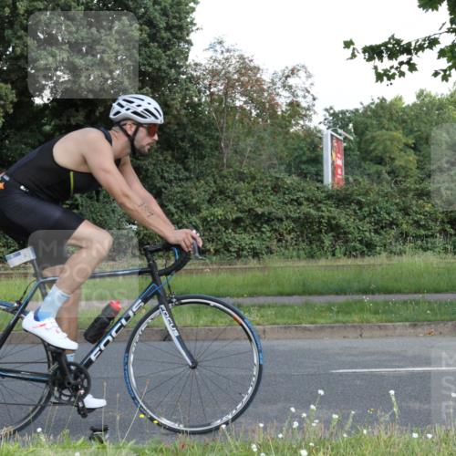 10.08.2025 - GEWOBA Citytriathlon Bremen Yannick Fuchs http://msf.ph/oto/8566597 10.08.2025 12:18:38 Radfahren 584, 637, 642, 652, 678, 680, 759, 763, 781, 855, 919, 1015, 1018, 1029 meine-sportfotos.de