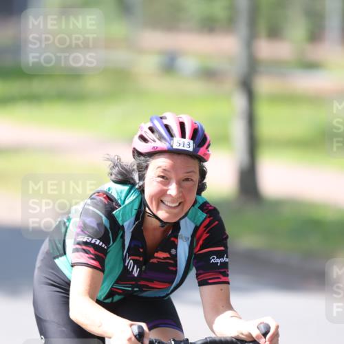 10.08.2025 - GEWOBA Citytriathlon Bremen Yannick Fuchs http://msf.ph/oto/8566611 10.08.2025 15:05:34 Radfahren 513 meine-sportfotos.de