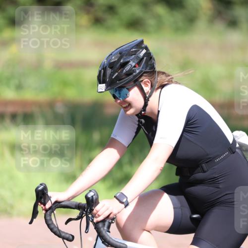 10.08.2025 - GEWOBA Citytriathlon Bremen Yannick Fuchs http://msf.ph/oto/8566625 10.08.2025 15:05:42 Radfahren 513 meine-sportfotos.de
