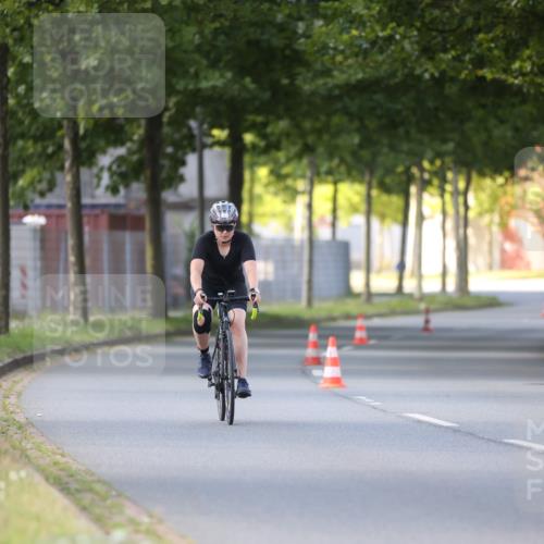 10.08.2025 - GEWOBA Citytriathlon Bremen Yannick Fuchs http://msf.ph/oto/8566633 10.08.2025 15:08:56 Radfahren 383 meine-sportfotos.de
