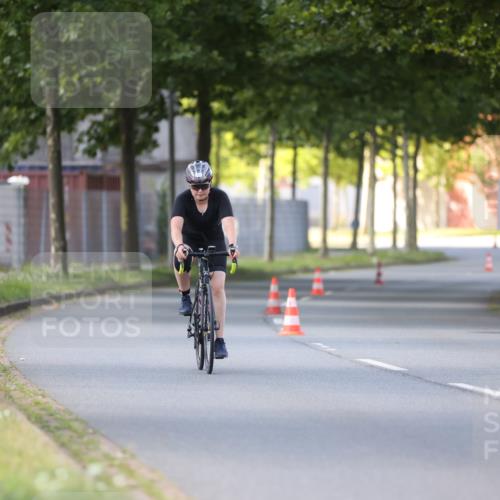 10.08.2025 - GEWOBA Citytriathlon Bremen Yannick Fuchs http://msf.ph/oto/8566634 10.08.2025 15:08:56 Radfahren 383 meine-sportfotos.de